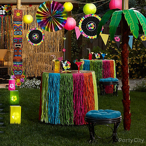 Palm Tree Decorating Idea - Party City | Party City